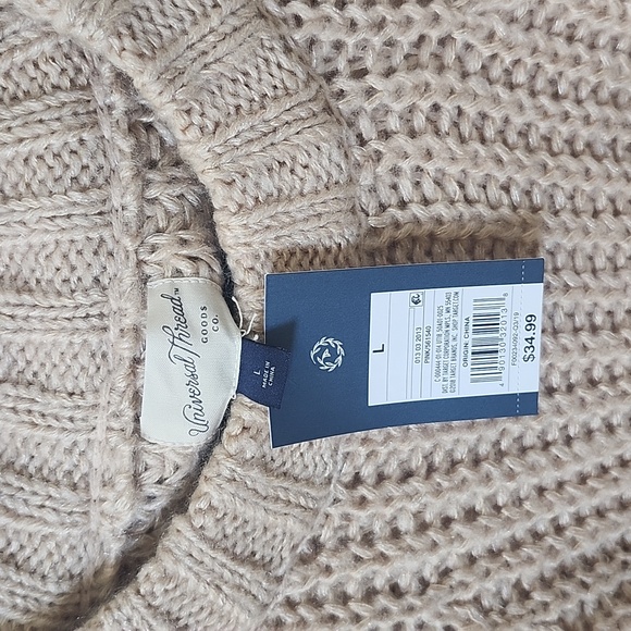 Universal Thread Pink Sweater size L - Picture 3 of 6